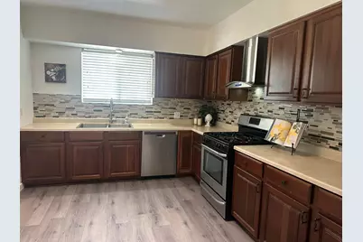 1111 E Turney Avenue #Unit 18, Phoenix, AZ 85014 - Photo 3