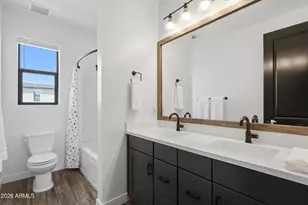 822 E Hopi Trail, Phoenix, AZ 85042 - Photo 43