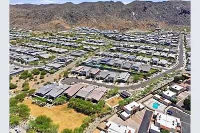 822 E Hopi Trail, Phoenix, AZ 85042 - Photo 57