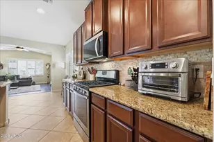 17842 W Chuckwalla Canyon Rd, Goodyear, AZ 85338 - Photo 21