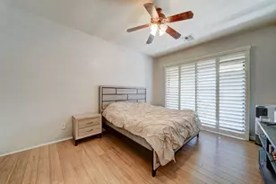 3131 E Legacy Dr, Phoenix, AZ 85042 - Photo 15
