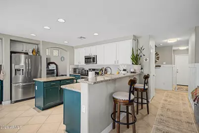 2223 E Torrey Pines Place, Chandler, AZ 85249 - Photo 13