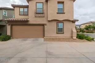 11692 N 165th Ln, Surprise, AZ 85388 - Photo 3