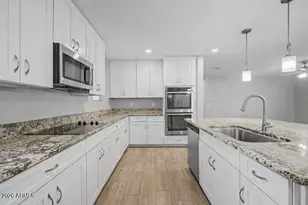 11692 N 165th Ln, Surprise, AZ 85388 - Photo 15