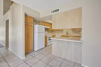 11149 N 82nd Drive, Peoria, AZ 85345 - Photo 9