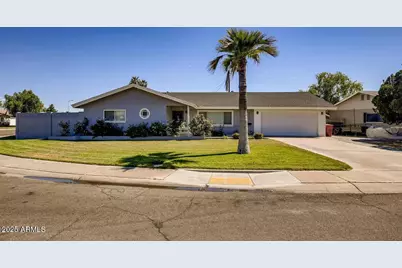 8115 E Edgemont Avenue, Scottsdale, AZ 85257 - Photo 3
