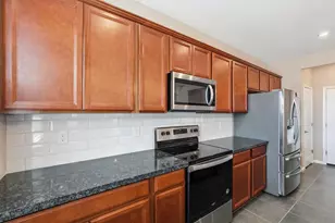 17851 W Daley Ln, Surprise, AZ 85387 - Photo 13