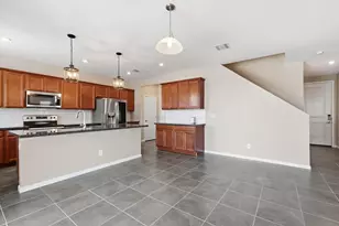 17851 W Daley Ln, Surprise, AZ 85387 - Photo 9