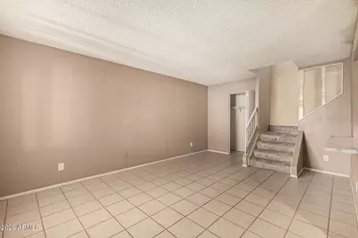 8417 N 34th Avenue, Phoenix, AZ 85051 - Photo 9