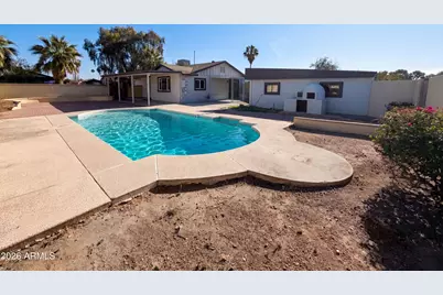 3265 W Mauna Loa Lane, Phoenix, AZ 85053 - Photo 17