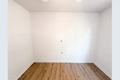 3265 W Mauna Loa Lane, Phoenix, AZ 85053 - Photo 9