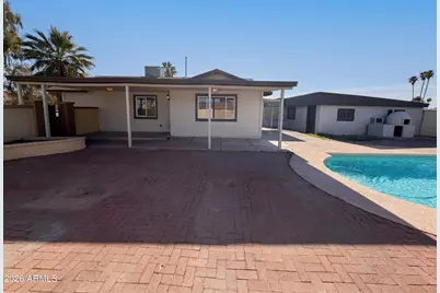 3265 W Mauna Loa Lane, Phoenix, AZ 85053 - Photo 5