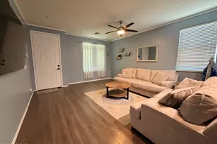 12021 W Davis Ln, Avondale, AZ 85323 - Photo 3