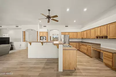 23211 N 90th Avenue, Peoria, AZ 85383 - Photo 7