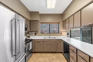 18416 N 46th Pl, Phoenix, AZ 85032 - Photo 9
