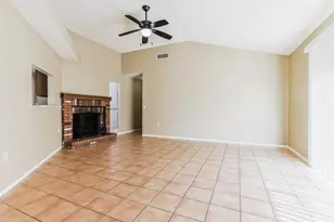 549 N Granite St, Gilbert, AZ 85234 - Photo 3