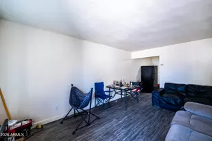 6739 N 61st Ave, Glendale, AZ 85301 - Photo 17