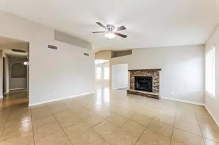 5209 N 78th Dr, Glendale, AZ 85303 - Photo 3