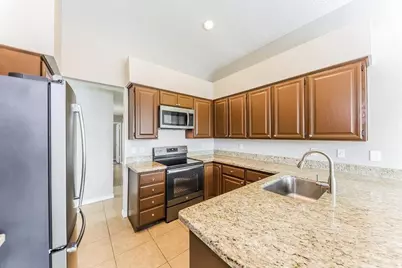 5209 N 78th Drive, Glendale, AZ 85303 - Photo 7