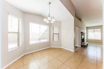 5209 N 78th Drive, Glendale, AZ 85303 - Photo 5