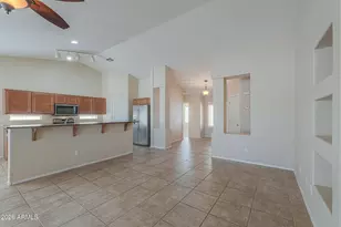 2433 E Hancock Trail, Casa Grande, AZ 85194 - Photo 9