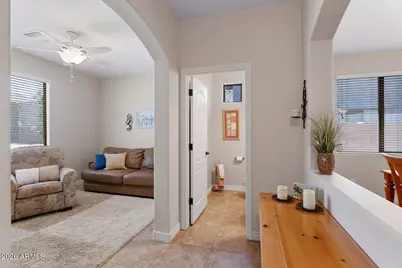 23124 N 41st Street, Phoenix, AZ 85050 - Photo 5