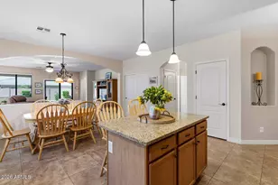 23124 N 41st St, Phoenix, AZ 85050 - Photo 17