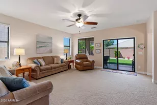 23124 N 41st St, Phoenix, AZ 85050 - Photo 15