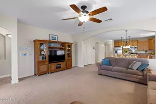 23124 N 41st St, Phoenix, AZ 85050 - Photo 17
