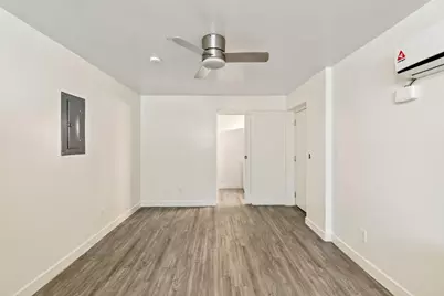 1707 N 18th Street #B8, Phoenix, AZ 85006 - Photo 9