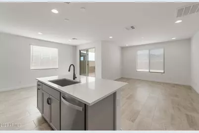 8050 W Meadowlark Way, Florence, AZ 85132 - Photo 11