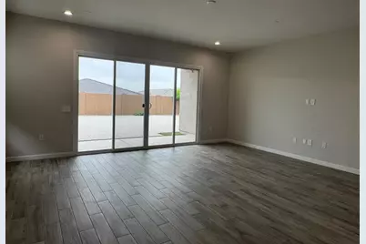 6047 E Sinclair Street, Phoenix, AZ 85054 - Photo 9