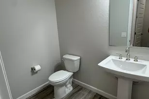6047 E Sinclair St, Phoenix, AZ 85054 - Photo 11
