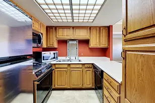 10330 W Thunderbird Blvd, Sun City, AZ 85351 - Photo 3