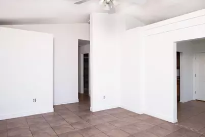 541 W Melrose Drive, Casa Grande, AZ 85122 - Photo 9