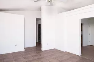 541 W Melrose Dr, Casa Grande, AZ 85122 - Photo 9