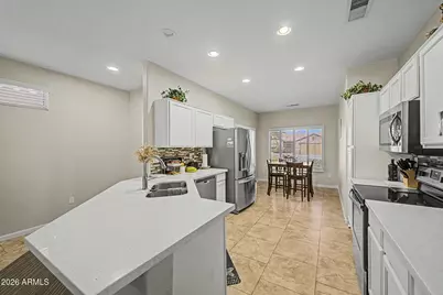 16491 W Rock Springs Lane, Surprise, AZ 85374 - Photo 7