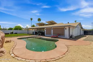 10818 W Brookside Dr, Sun City, AZ 85351 - Photo 73
