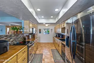 10818 W Brookside Dr, Sun City, AZ 85351 - Photo 7