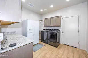 10122 S Vaquero Ln, Hereford, AZ 85615 - Photo 23