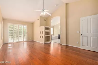 25845 N 47th Place, Phoenix, AZ 85050 - Photo 15