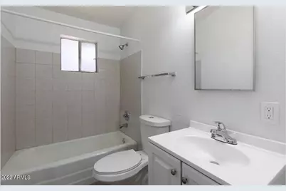 2020 W Hayward Avenue #Apt 25, Phoenix, AZ 85021 - Photo 7