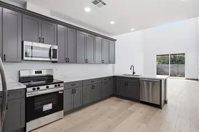 2809 E Trumbull Road #2, Phoenix, AZ 85040 - Photo 5