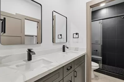 2809 E Trumbull Road #2, Phoenix, AZ 85040 - Photo 25