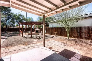 2518 N Mitchell St, Phoenix, AZ 85006 - Photo 15