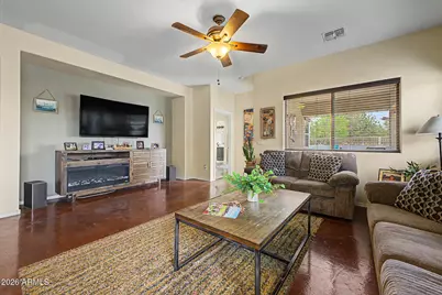18556 W Vogel Avenue, Goodyear, AZ 85338 - Photo 9