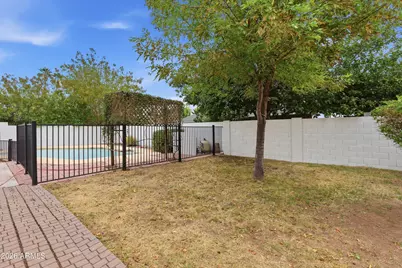 10007 N 48th Drive, Glendale, AZ 85302 - Photo 33
