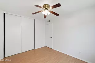10007 N 48th Dr, Glendale, AZ 85302 - Photo 17