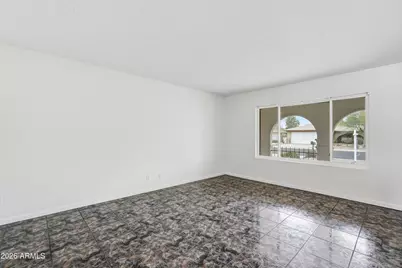 10007 N 48th Drive, Glendale, AZ 85302 - Photo 13