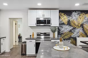 3814 N 36th St, Phoenix, AZ 85018 - Photo 9